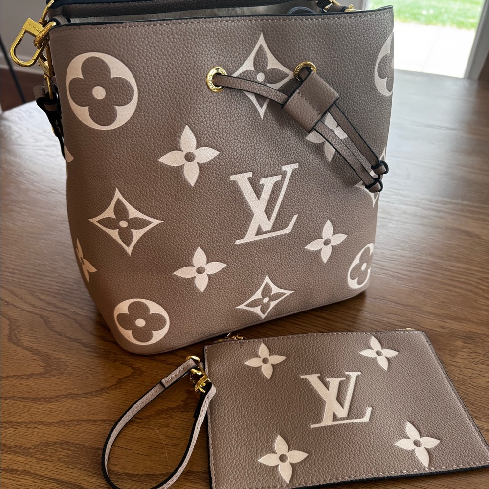 Louis Vuitton Gray Monogram Bucket Bag